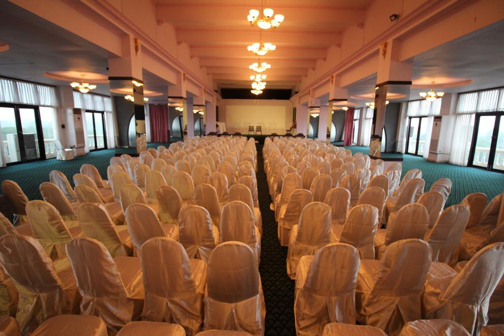 Yangon International Hotel Екстер'єр фото