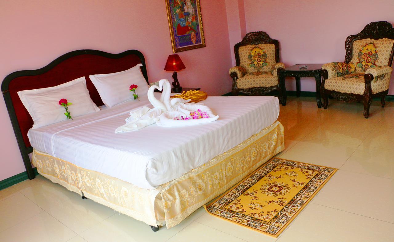 Yangon International Hotel Екстер'єр фото