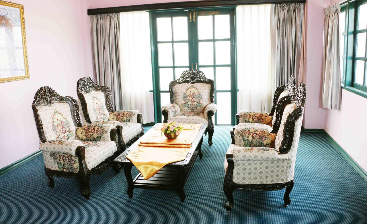 Yangon International Hotel Екстер'єр фото