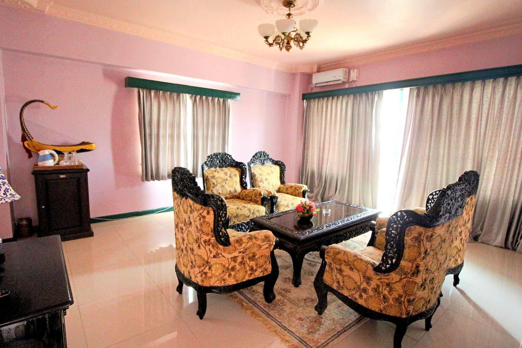 Yangon International Hotel Екстер'єр фото